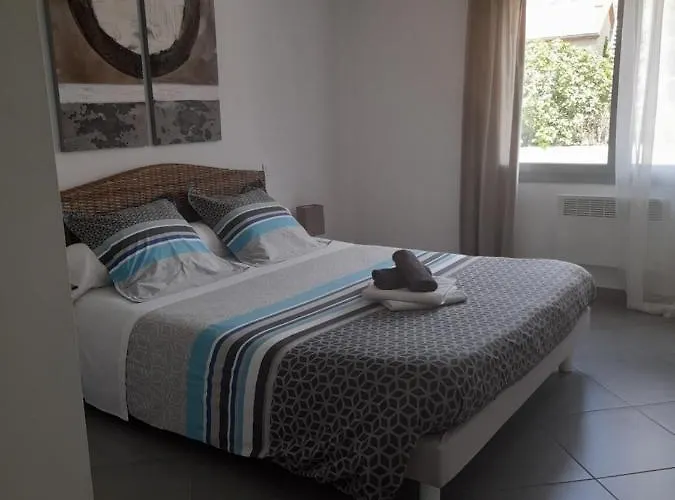 D'hotes Cardellini Bed & Breakfast 4*